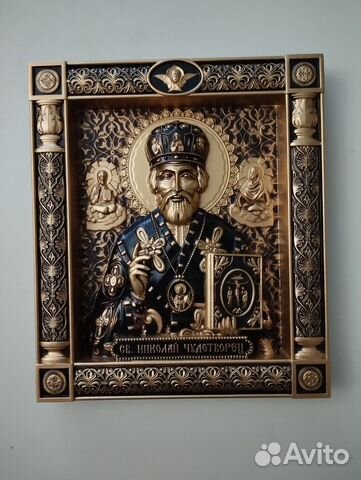 Резная Икона из дерева. Святой Николай Чудотворец Резная Икона из дерева. Святой Николай Чудотворец