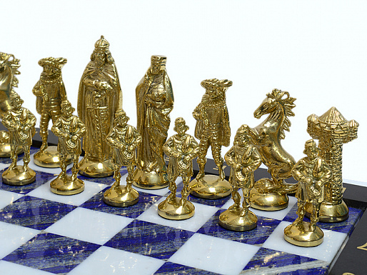 Шахматы из бронзы и лазурита