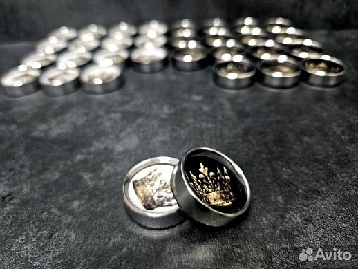 Комплект стальных фишек для нард «Золотая корона» Комплект стальных фишек для нард «Золотая корона»