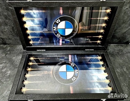 Подарочные нарды под стеклом «BMW M5 Ангельские глазки» Подарочные нарды под стеклом «BMW M5 Ангельские глазки»