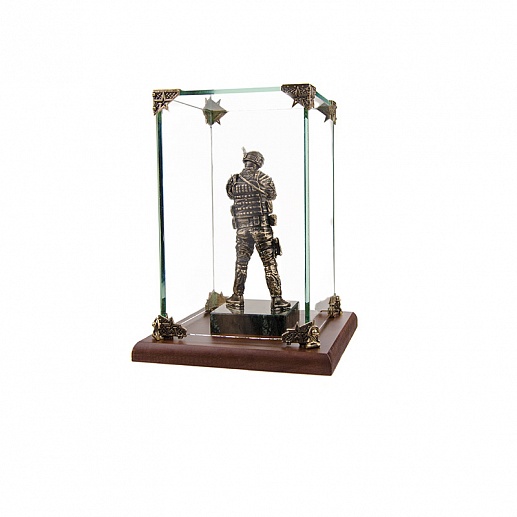 Áðîíçîâàÿ ñòàòóýòêà "Ñïåöíàçîâåö íà êàìíå" â ñòåêëÿííîé êîðîáêå êóïèòü ñ äîñòàâêîé Áðîíçîâàÿ ñòàòóýòêà "Ñïåöíàçîâåö íà êàìíå" â ñòåêëÿííîé êîðîáêå