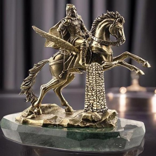 Áðîíçîâàÿ ñòàòóýòêà «Ñîñðóêî» êóïèòü ñ äîñòàâêîé Áðîíçîâàÿ ñòàòóýòêà «Ñîñðóêî»