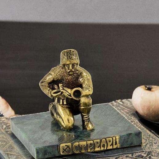 Бронзовая статуэтка «Знак зодиака Стрелец» Бронзовая статуэтка «Знак зодиака Стрелец»