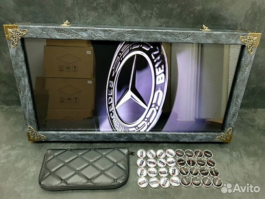 Премиальные нарды под стеклом «Mercedes AMG» Премиальные нарды под стеклом «Mercedes AMG»