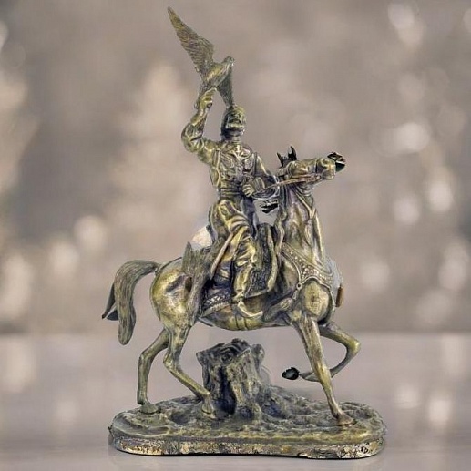 Áðîíçîâàÿ ñòàòóýòêà «Öàðñêèé ñîêîëüíè÷èé» êóïèòü ñ äîñòàâêîé Áðîíçîâàÿ ñòàòóýòêà «Öàðñêèé ñîêîëüíè÷èé»