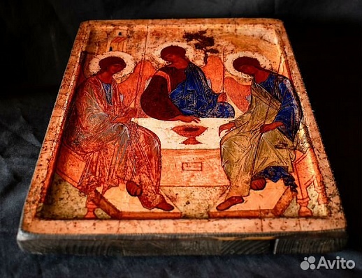 Икона с ковчегом "Пресвятая Троица"+подставка Икона с ковчегом "Пресвятая Троица"+подставка